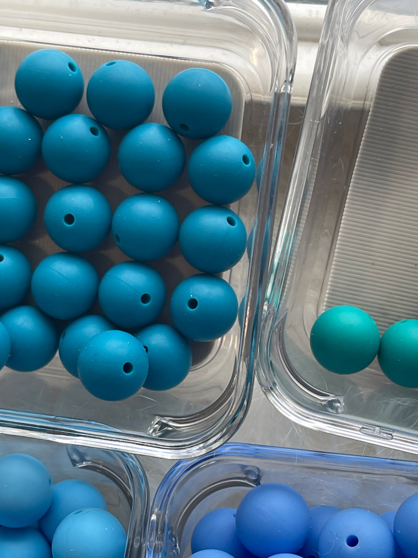 15mm SILICONE BEADS-SOLID (BLUES)