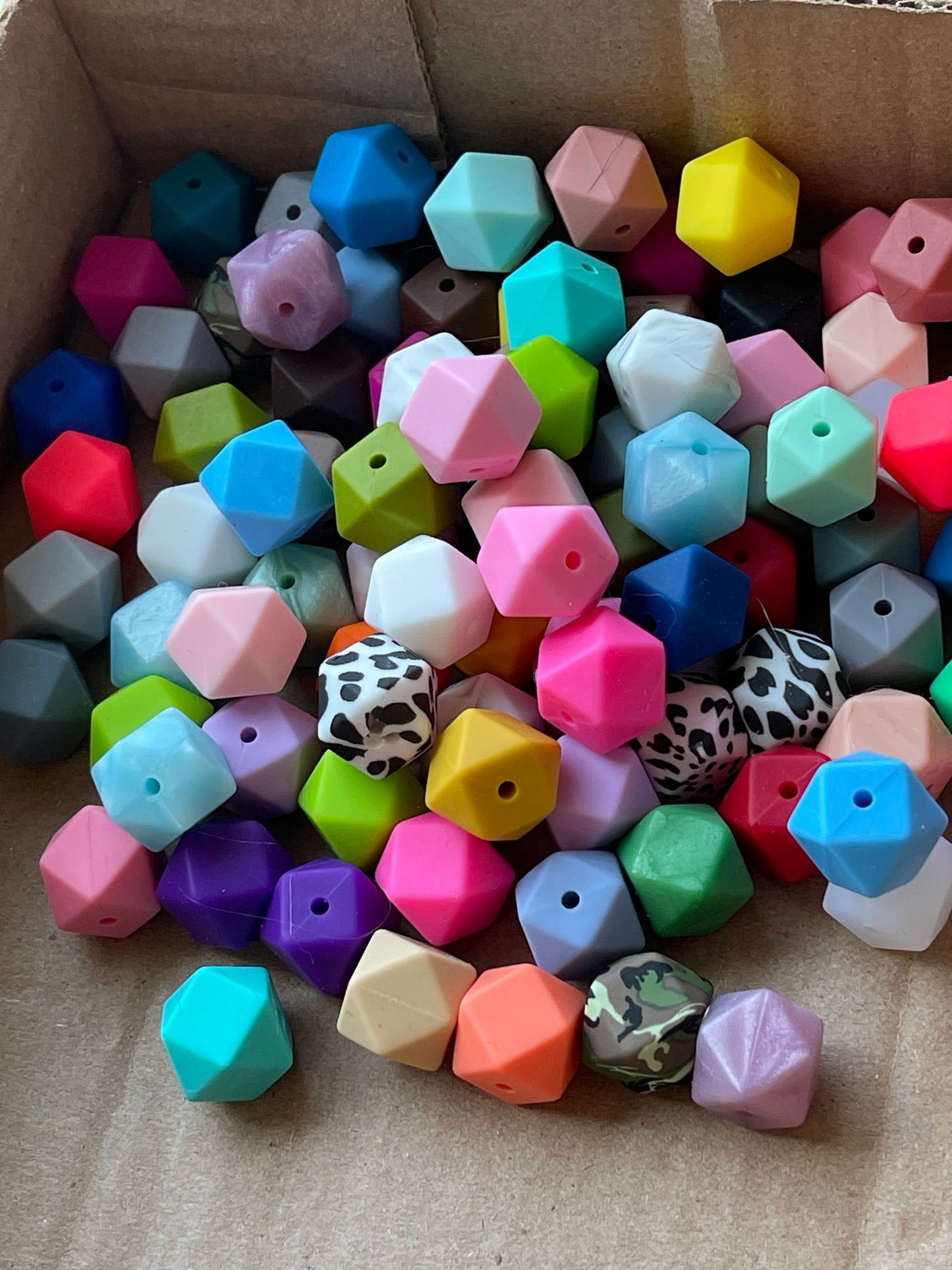 14.3mm SILICONE HEX BEADS (62 Options & Discount Scoop)