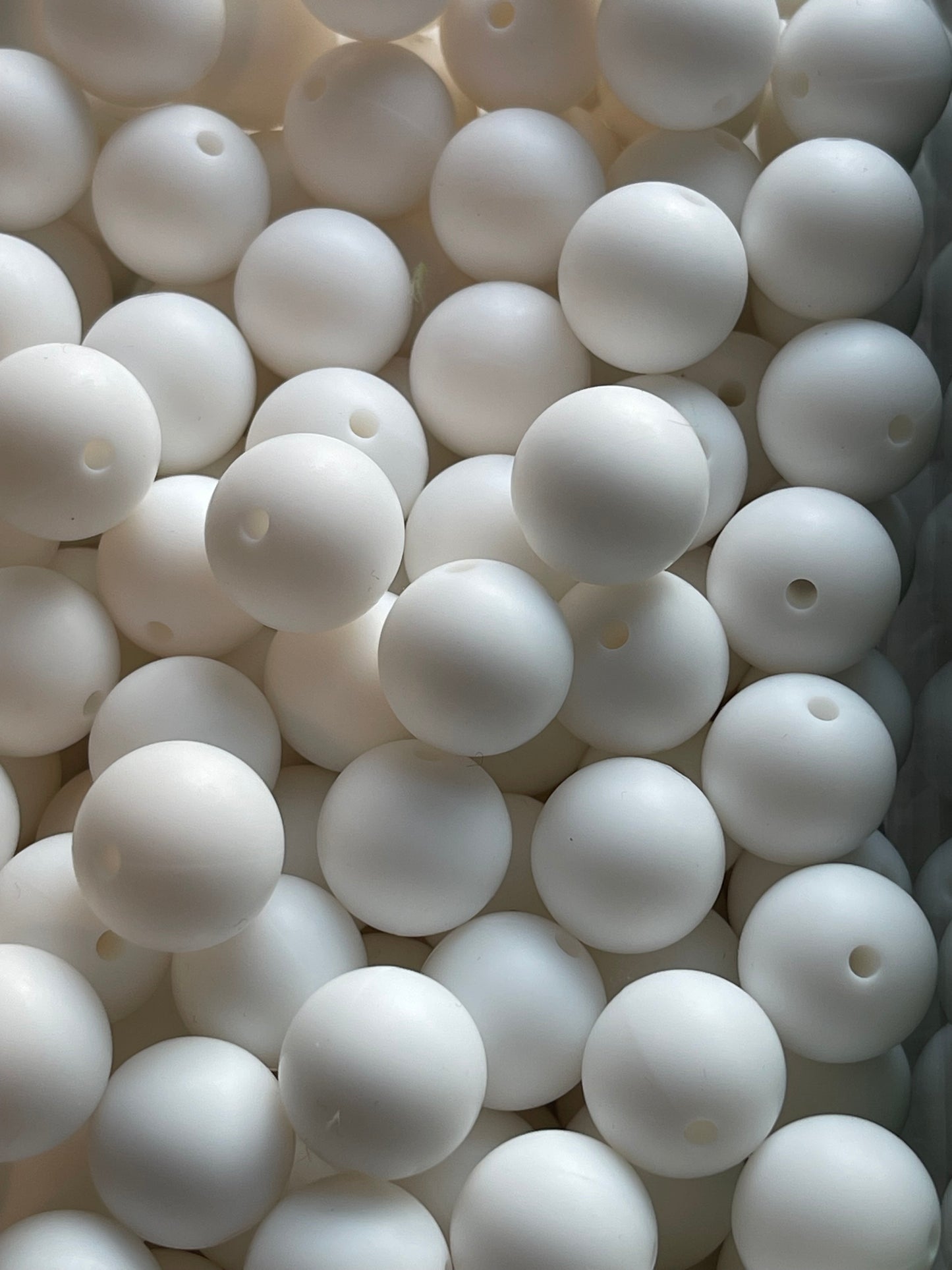 15mm SILICONE BEADS-SOLID COLORS (Primary)