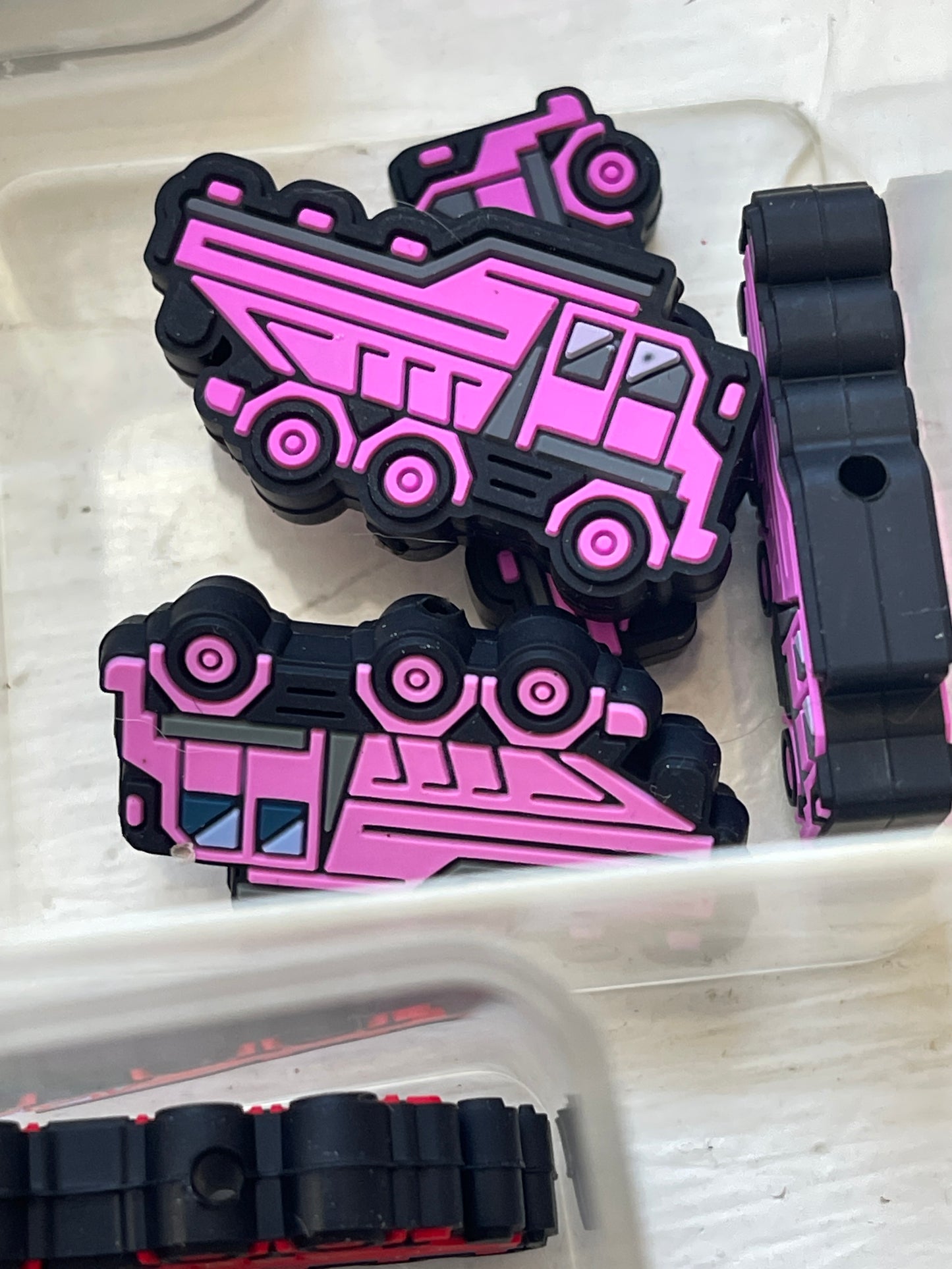 SILICONE FOCAL- Semi, Scoop, and Dump Trucks (13 options & Discount Focal Scoops)