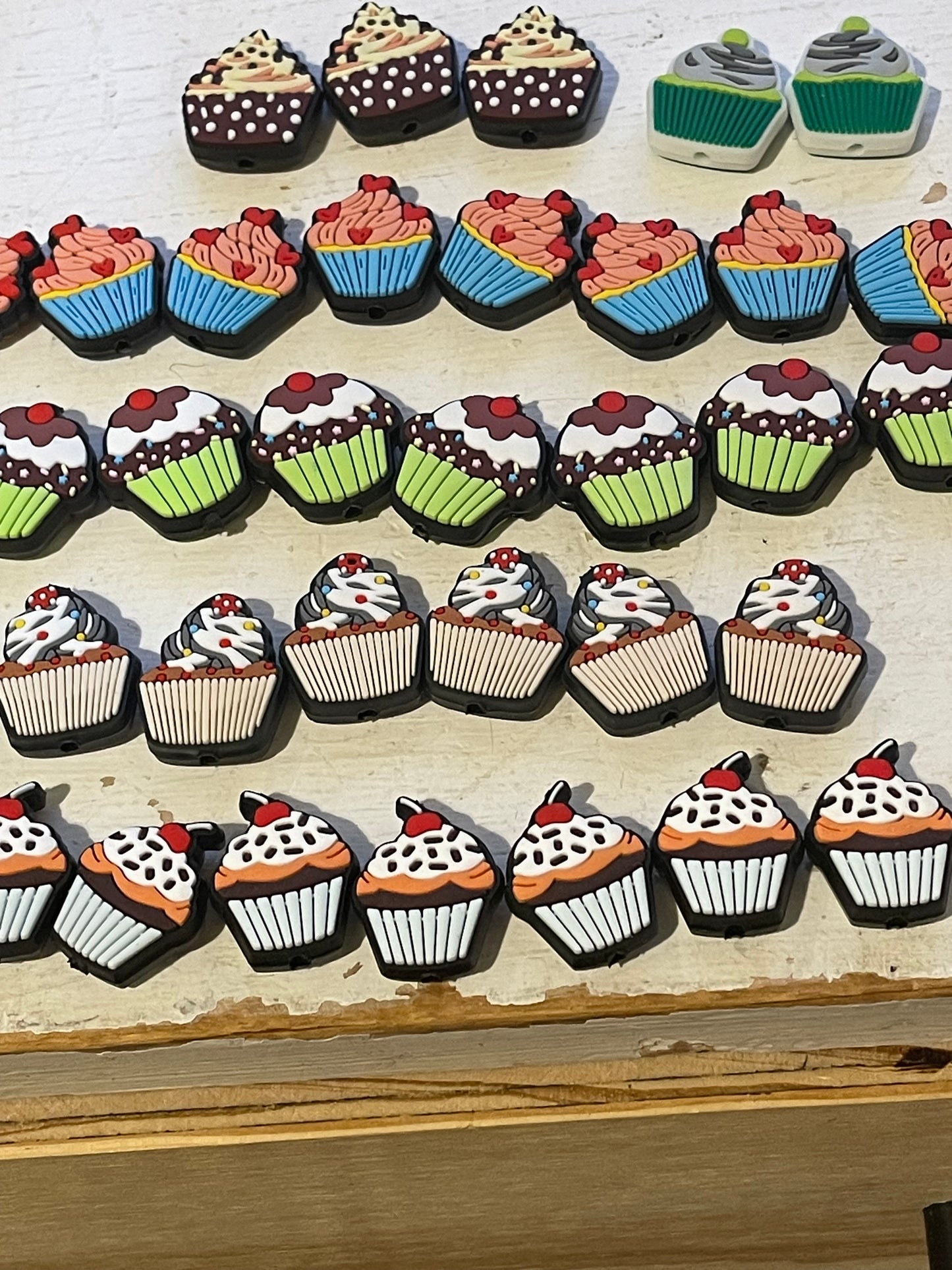 SILICONE FOCAL- Cupcake (6 options)