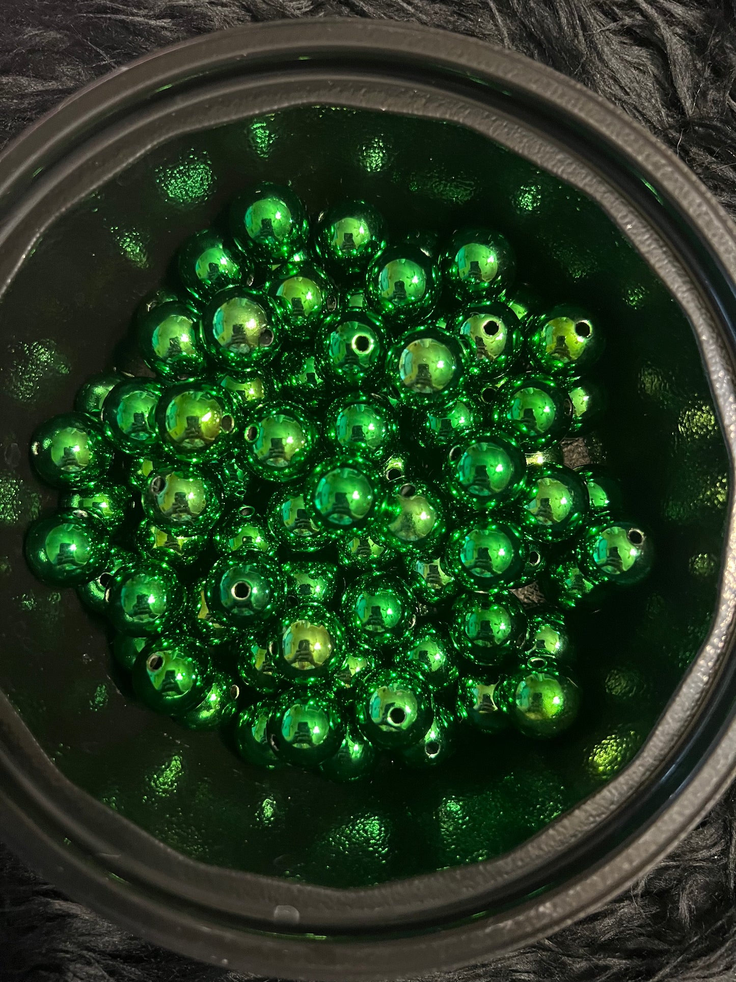 15mm ACRYLIC mirror BEADS SHINY CHRISTMAS THEME