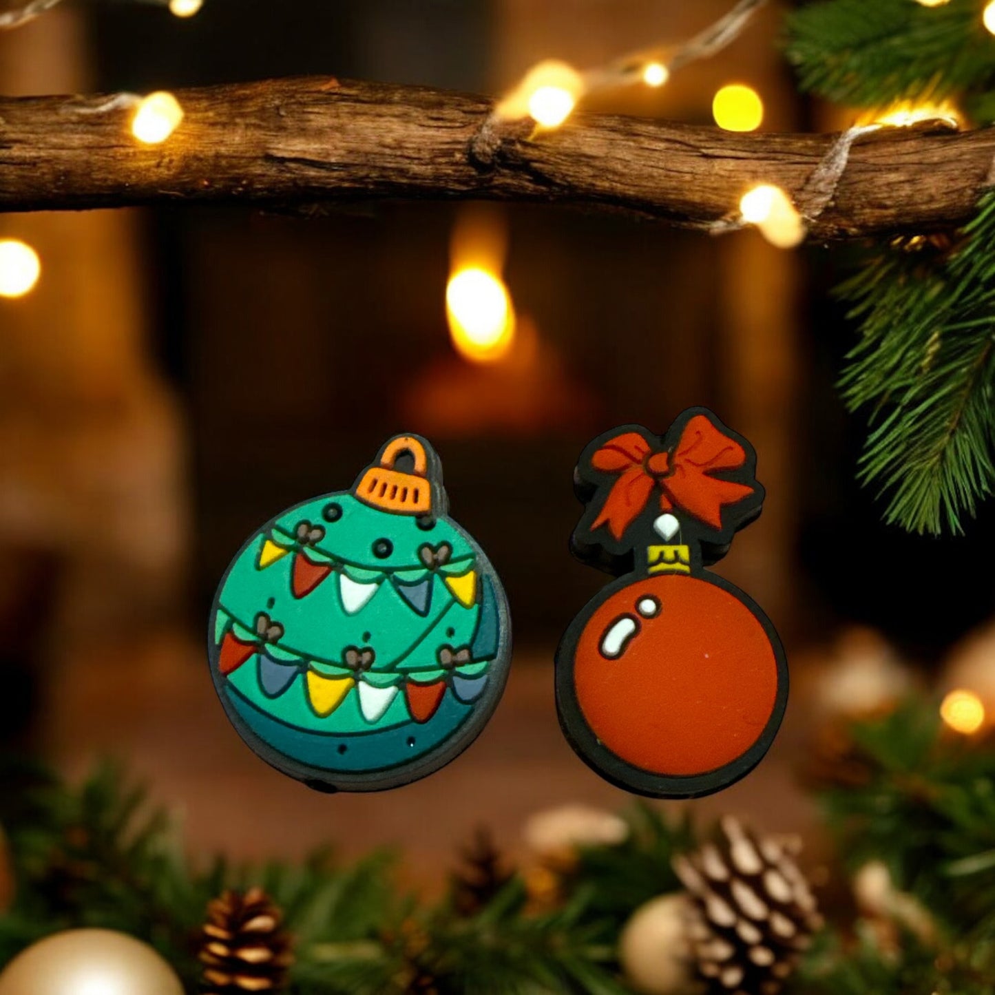 HOLIDAY FOCAL- CHRISTMAS- Tree Ornament (2 Options)