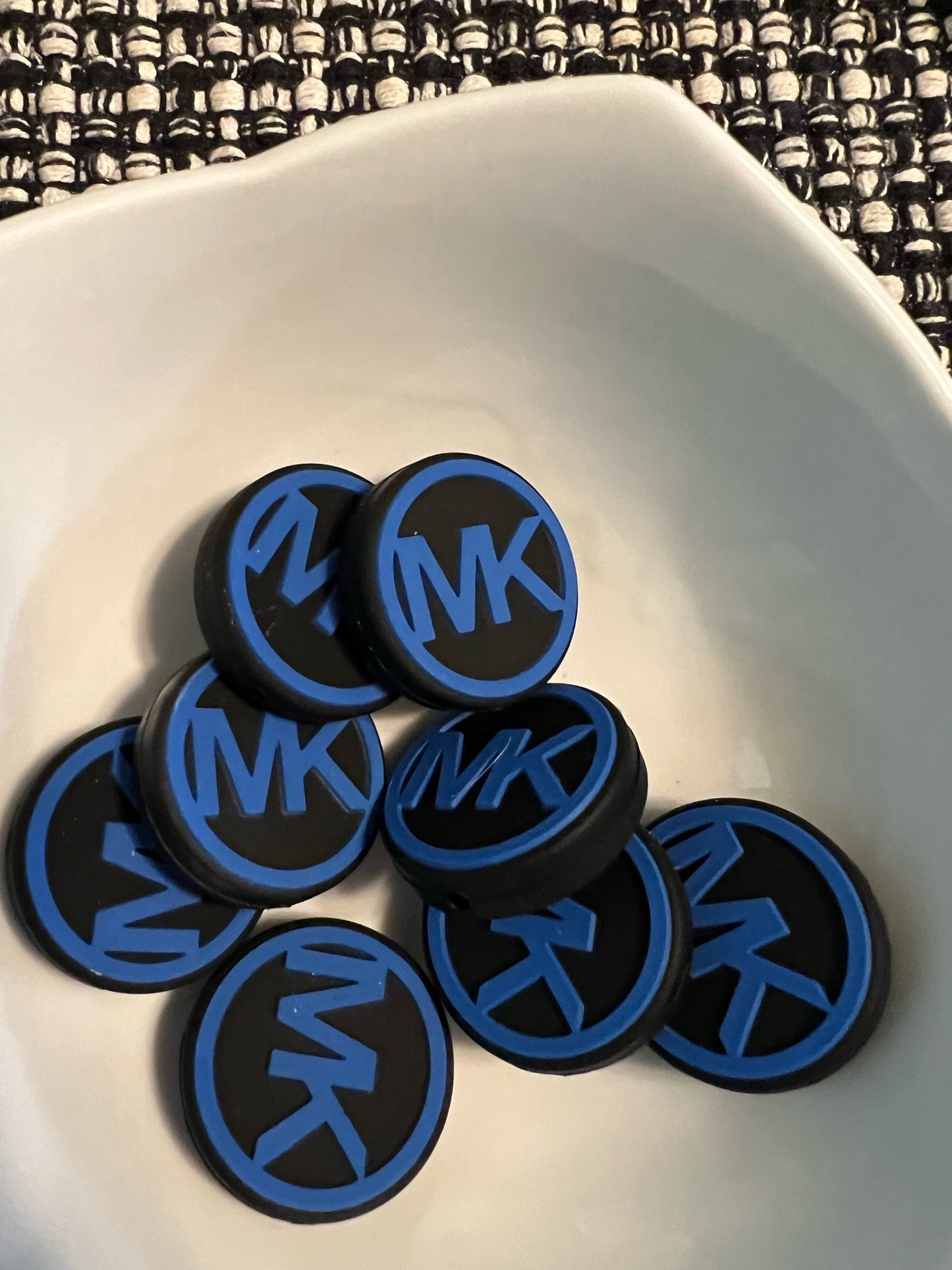 SILICONE FOCALS- ROUND M'S (6 COLOR OPTIONS)
