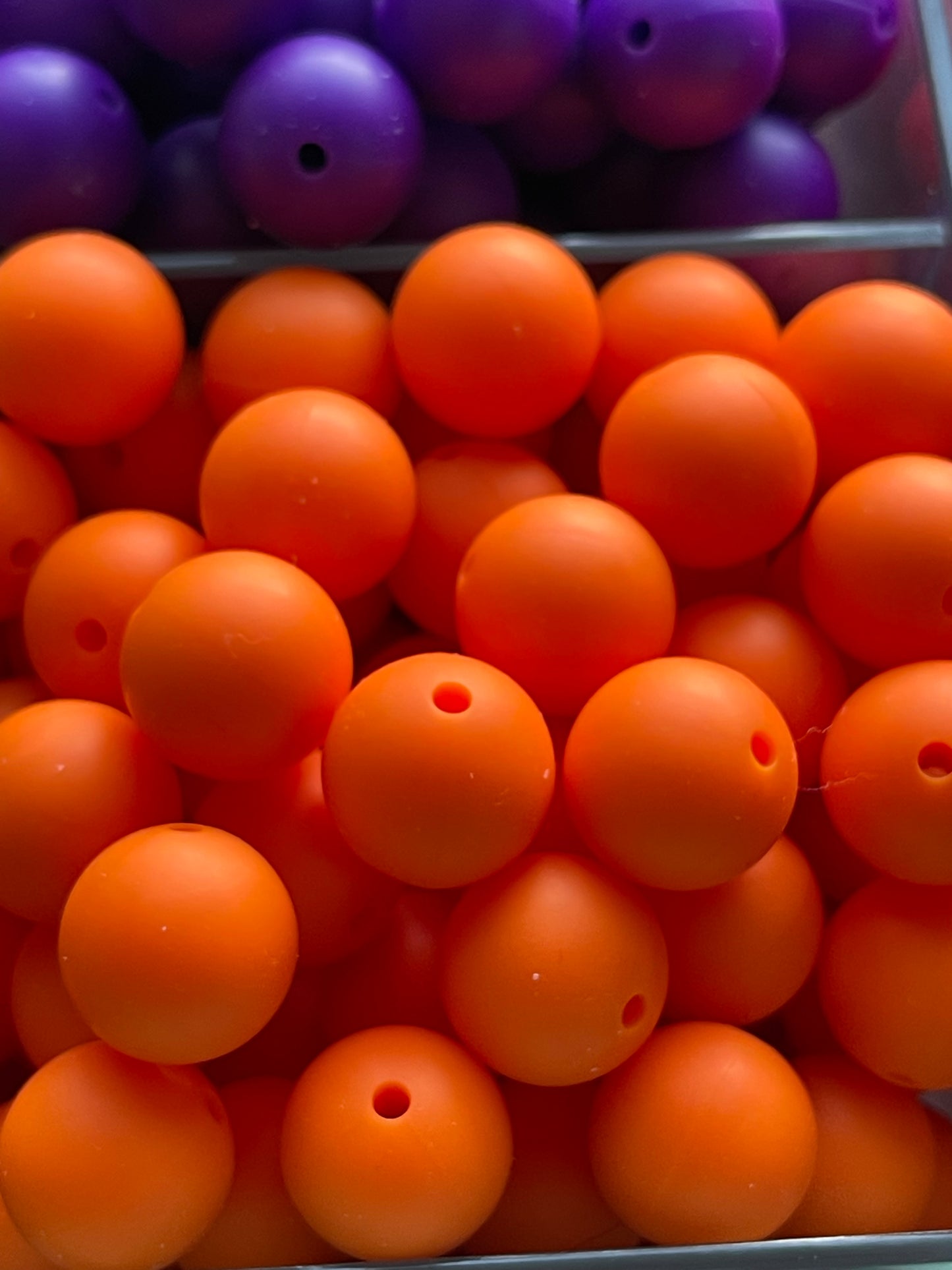 15mm SILICONE BEADS-SOLID COLORS (Primary)