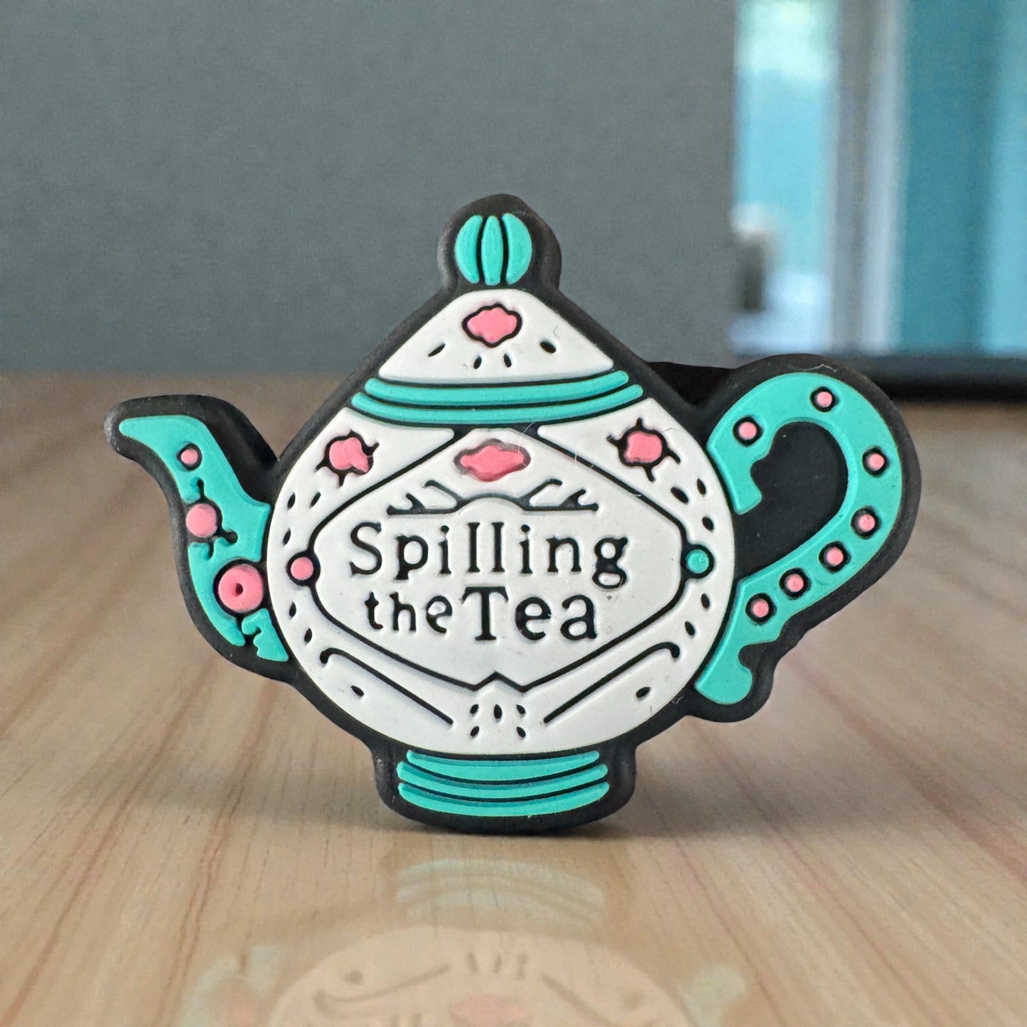 SILICONE FOCAL- Spilling the tea