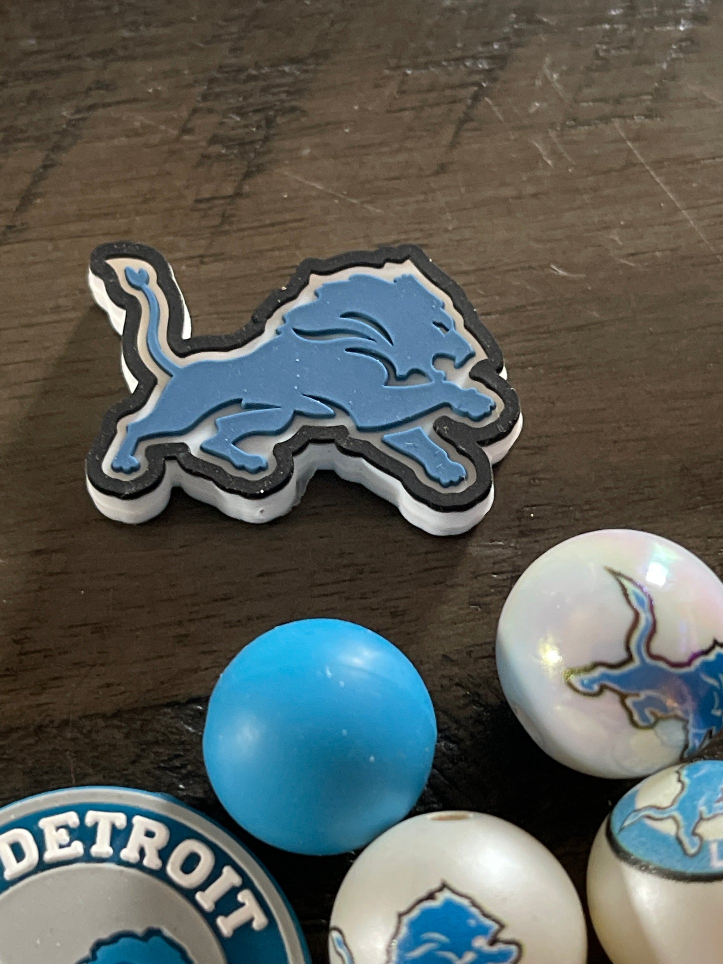 SILICONE FOCAL- Sports-Lions/Pistons