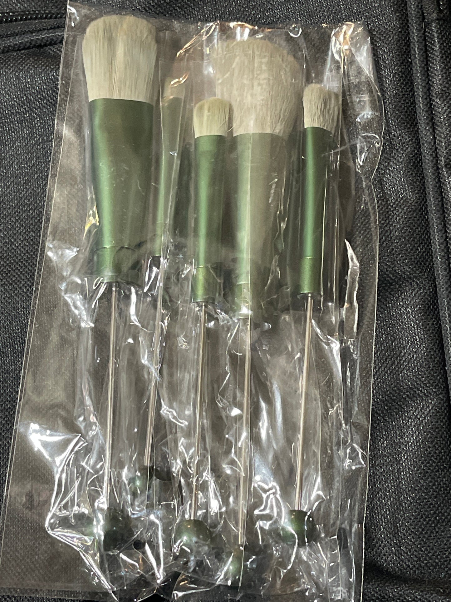 BEADABLE BLANK SET OF 5 MAKE UP BRUSHES (9 Options)