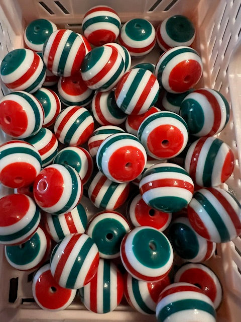 18mm ACRYLIC BEAD CHRISTMAS STRIPE
