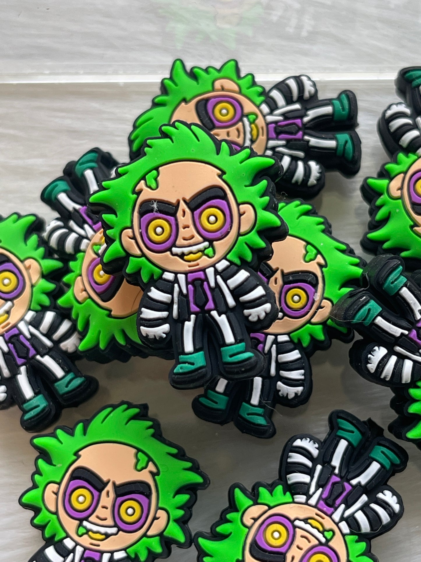 HOLIDAY FOCAL-HALLOWEEN-BEETLEJUICE (7 Options)