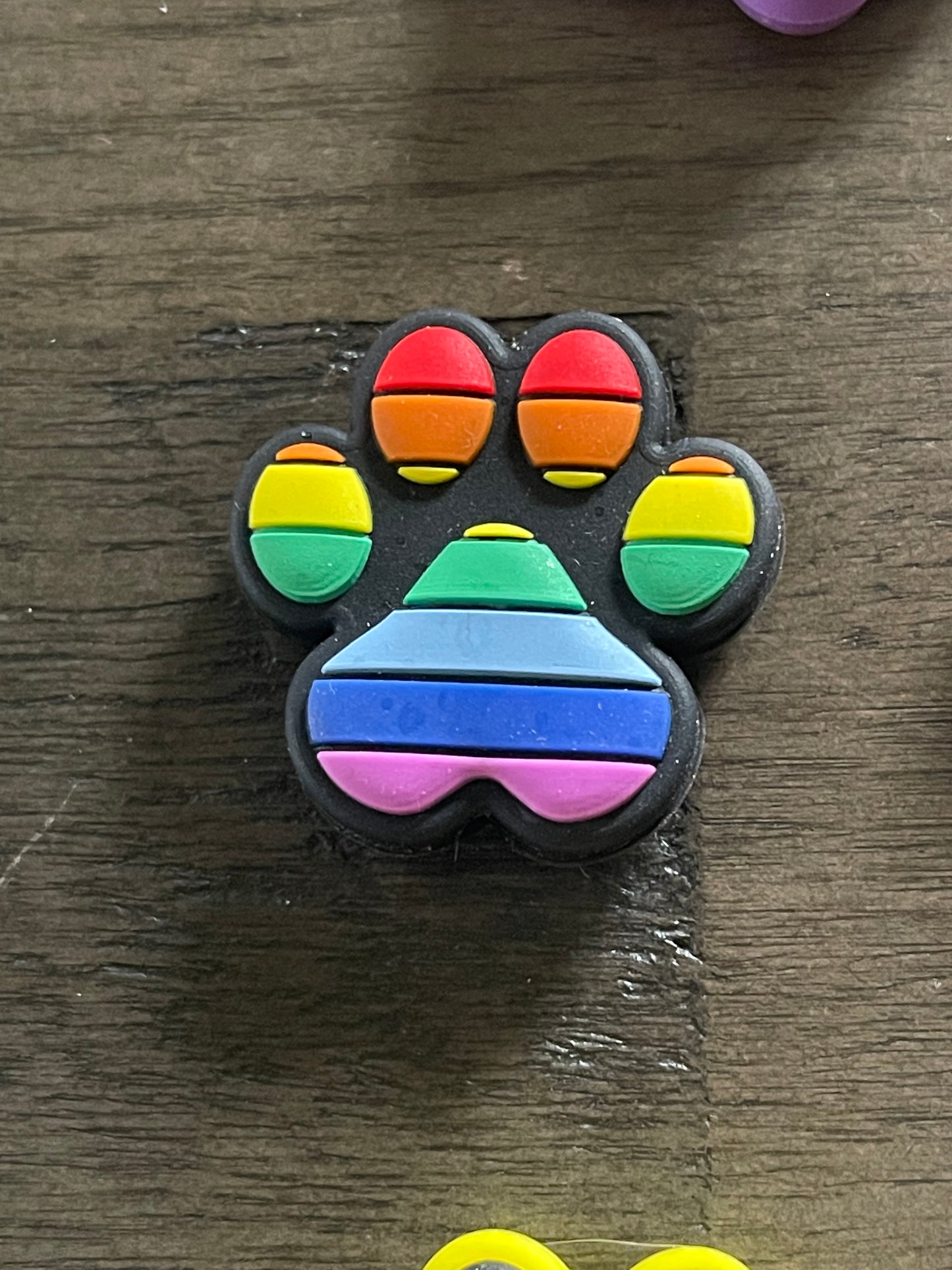 SILICONE FOCAL- paw prints (15 Options)