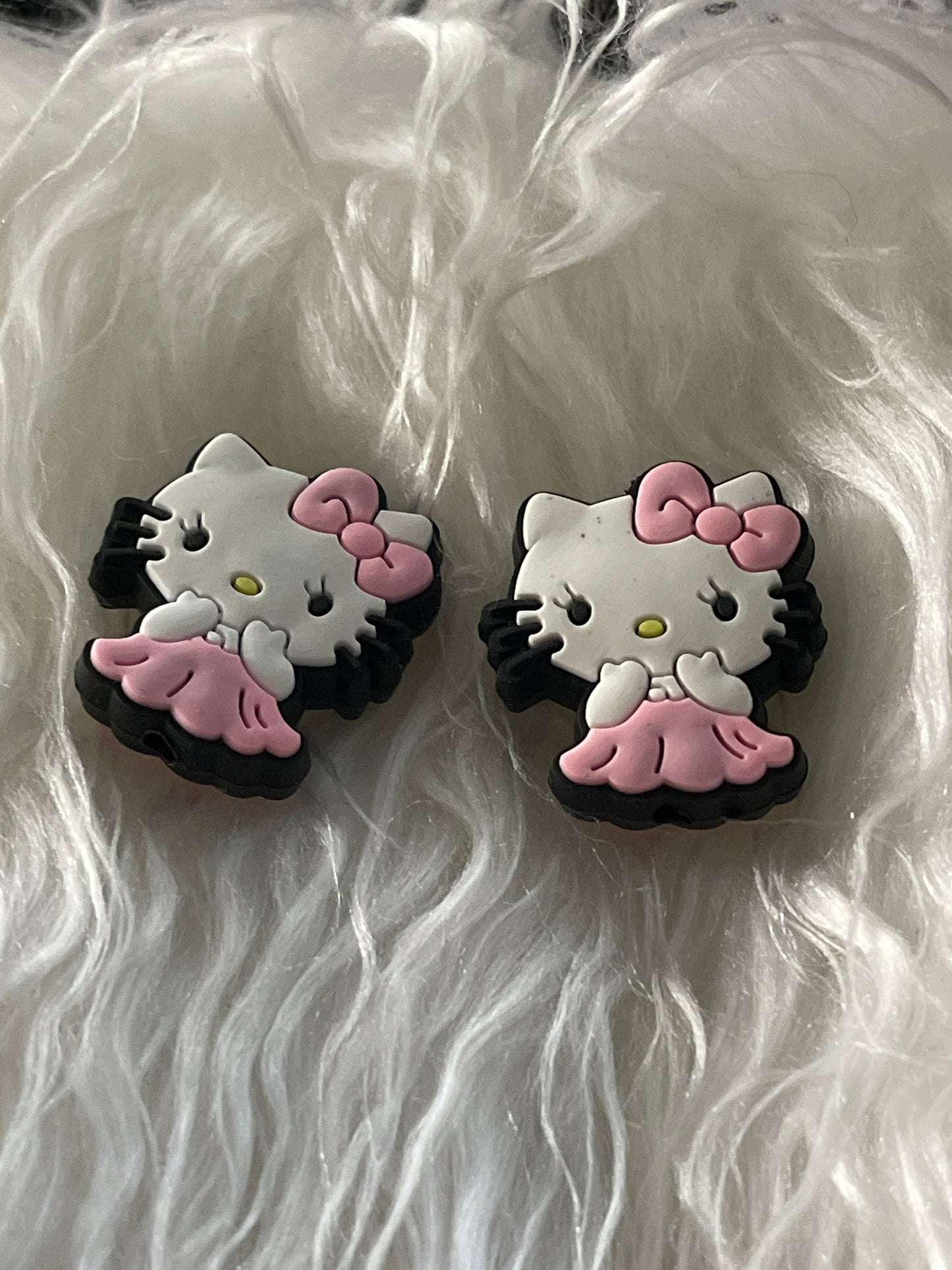 SILICONE FOCAL- HELLO KITTY AND FRIENDS coffee (24 OPTIONS)
