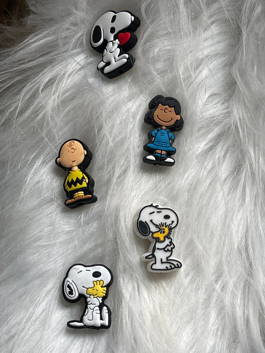 SILICONE FOCAL- Peanuts Characters Snoopy- 2 Options