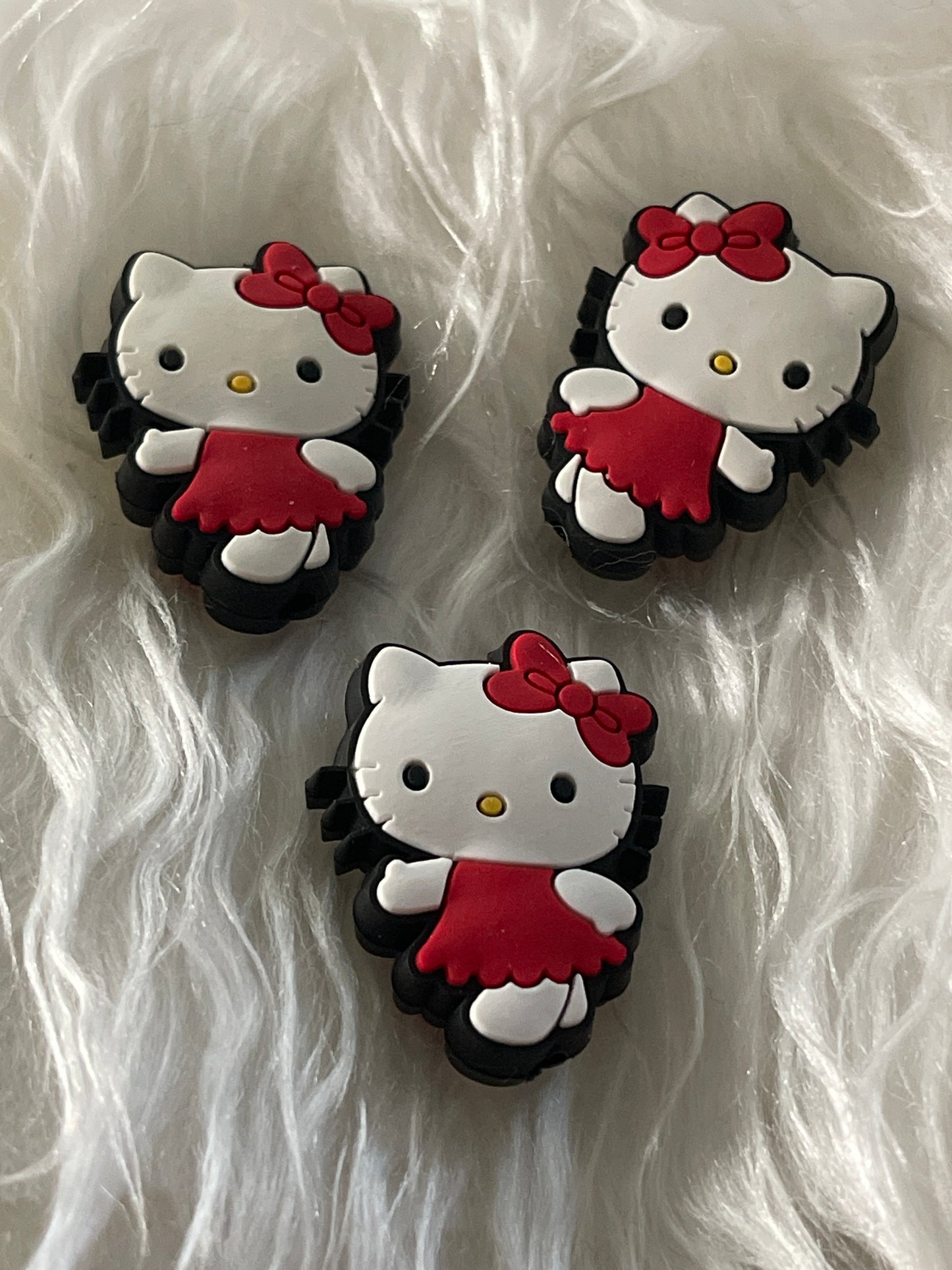 SILICONE FOCAL- HELLO KITTY AND FRIENDS coffee (24 OPTIONS)