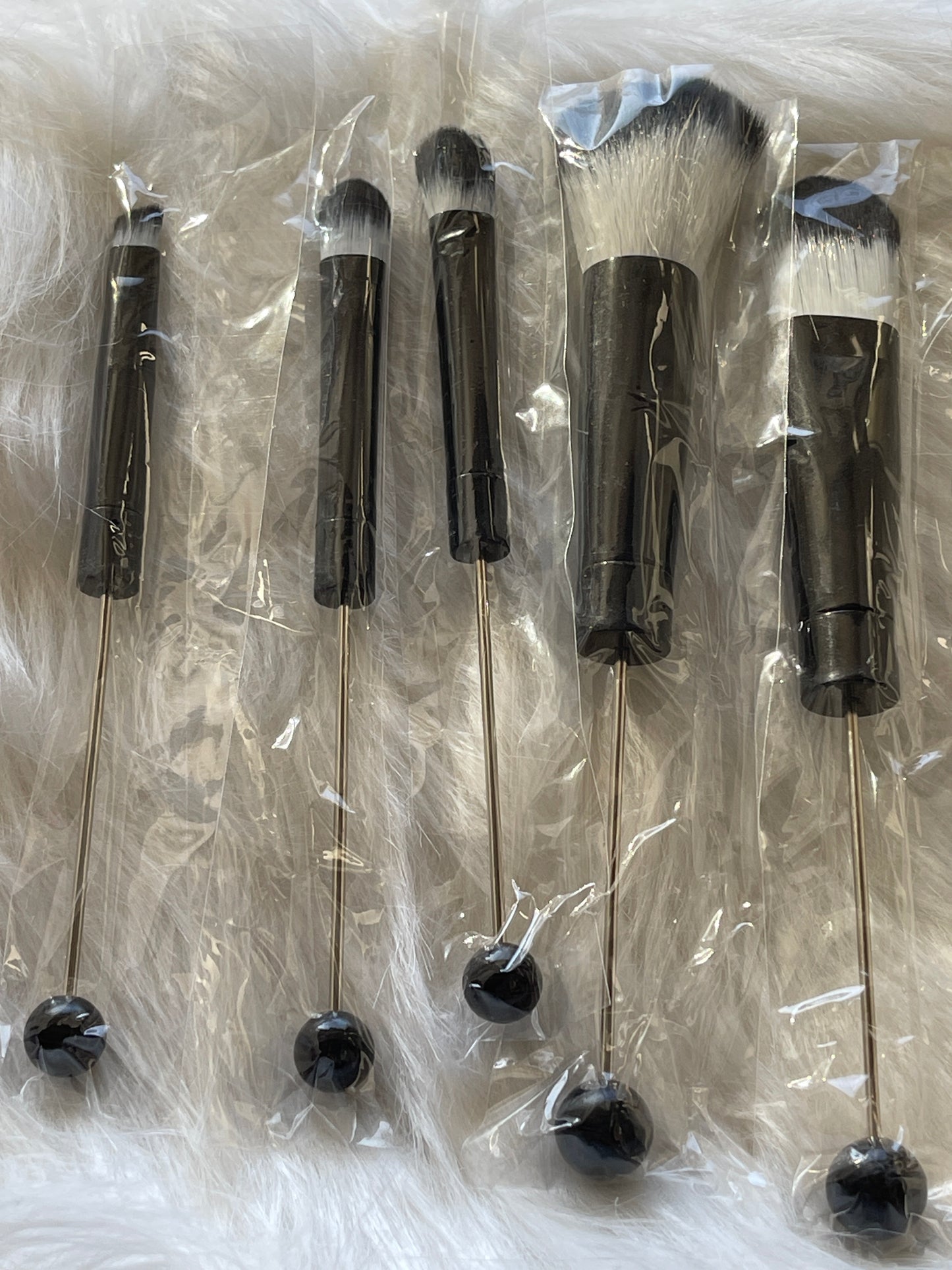 BEADABLE BLANK SET OF 5 MAKE UP BRUSHES (9 Options)