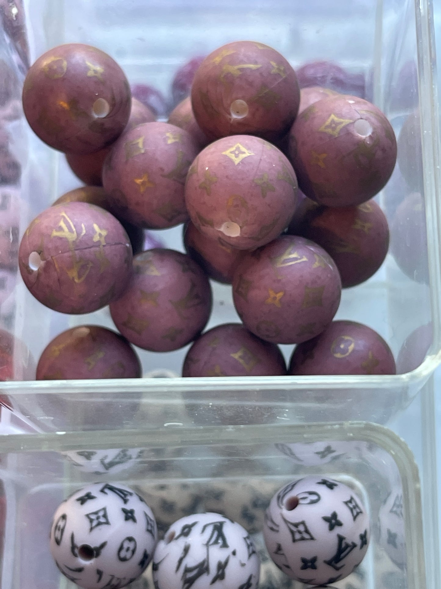 15mm SILICONE BEADS L'S (14 OPTIONS)
