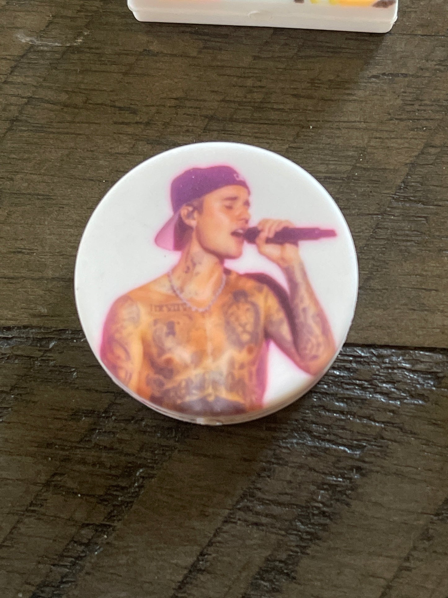SILICONE FOCAL- Artists Celebs Shows (44 options & Discount Scoops)
