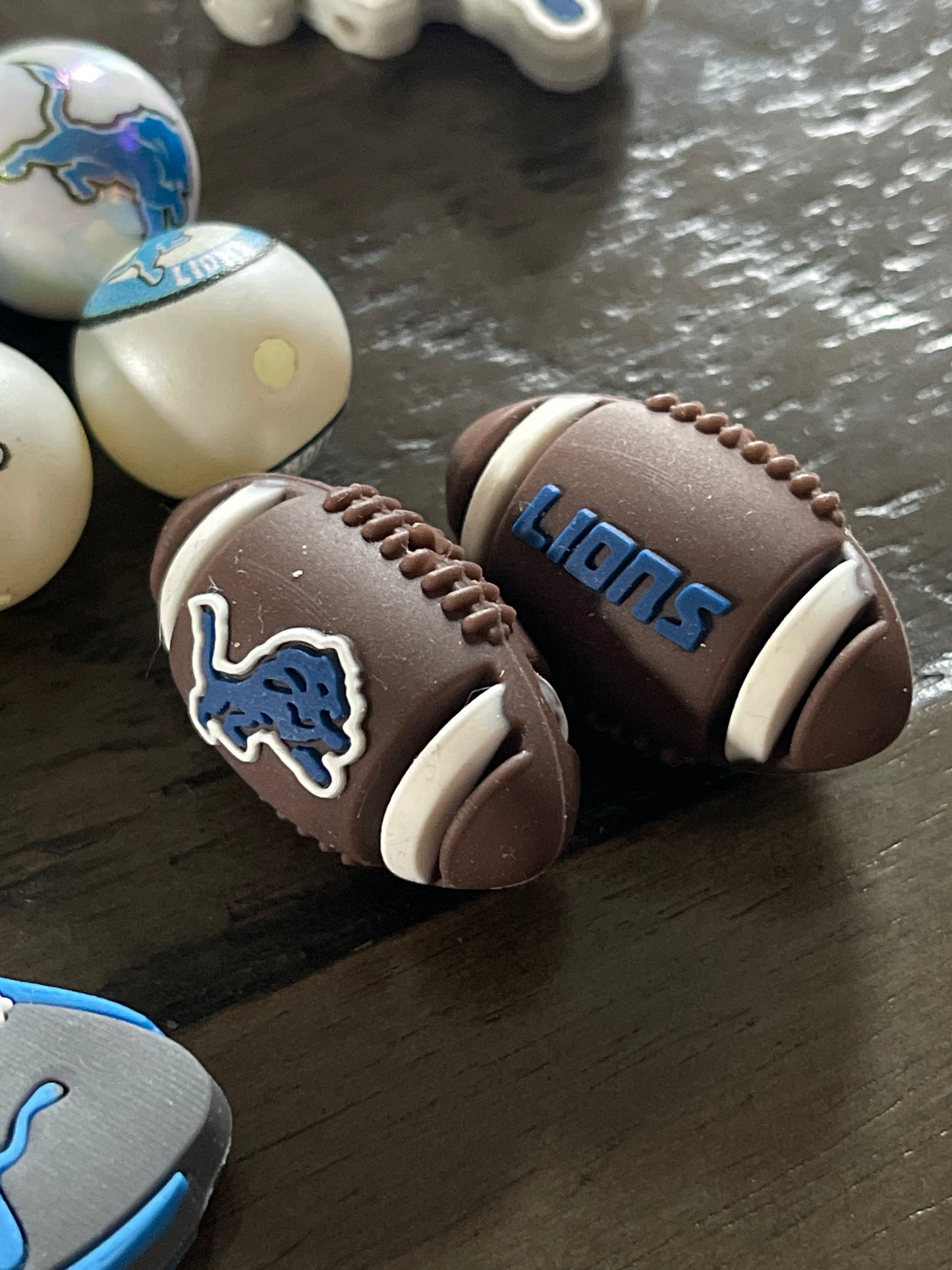 SILICONE FOCAL- Sports-Lions/Pistons