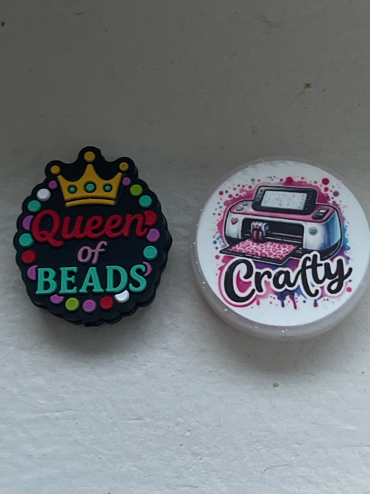SILICONE FOCAL- Queen of Beads and Crafty