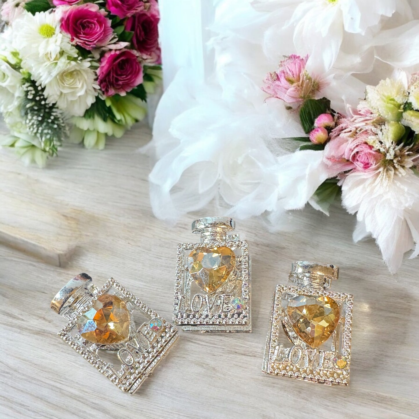 BLING METAL PERFUME FOCAL LOVE w SIMULATED HEART STONE ON BOTH SIDES (12 Colors)