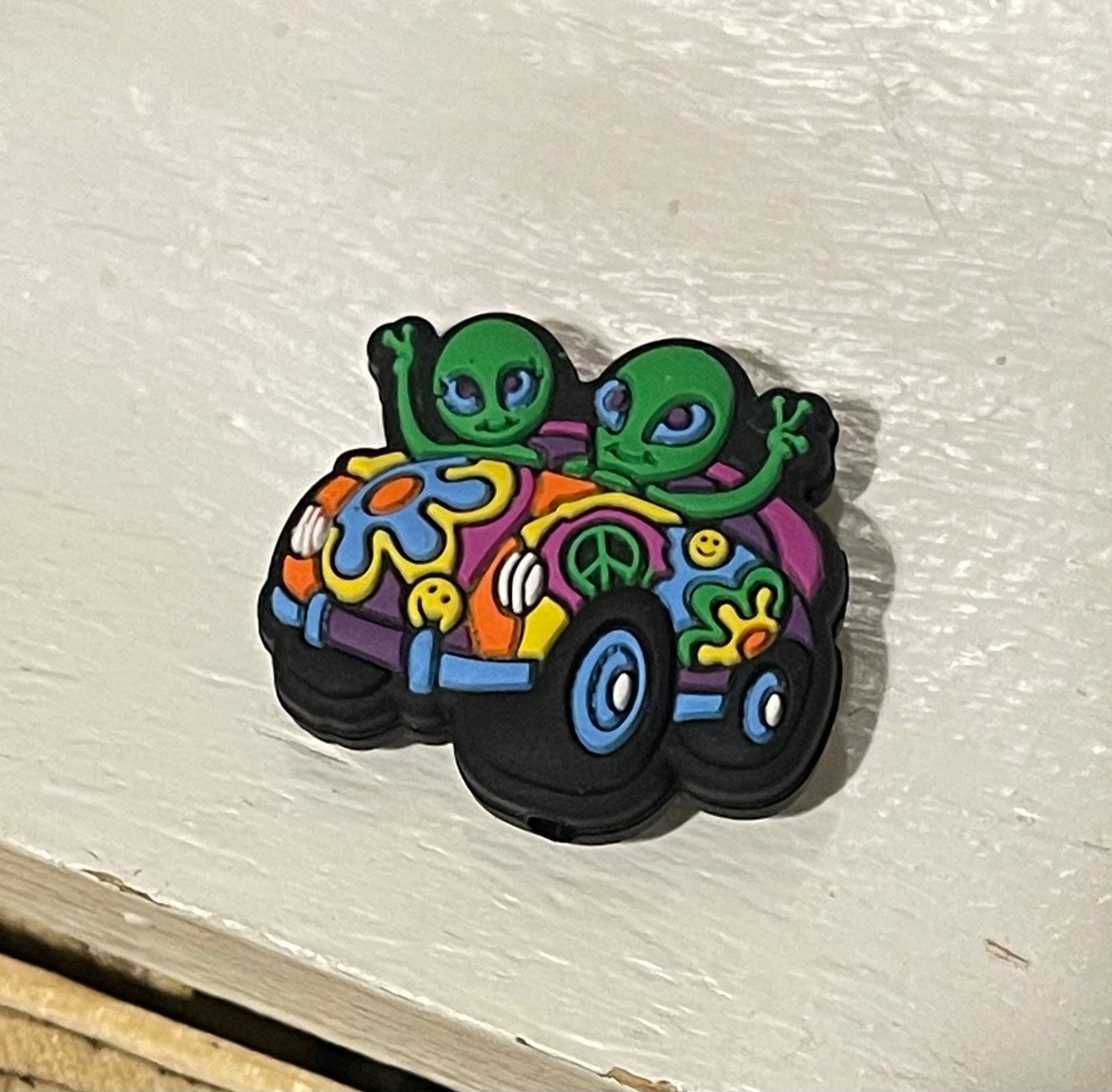 SILICONE FOCAL- Aliens in Peace Van