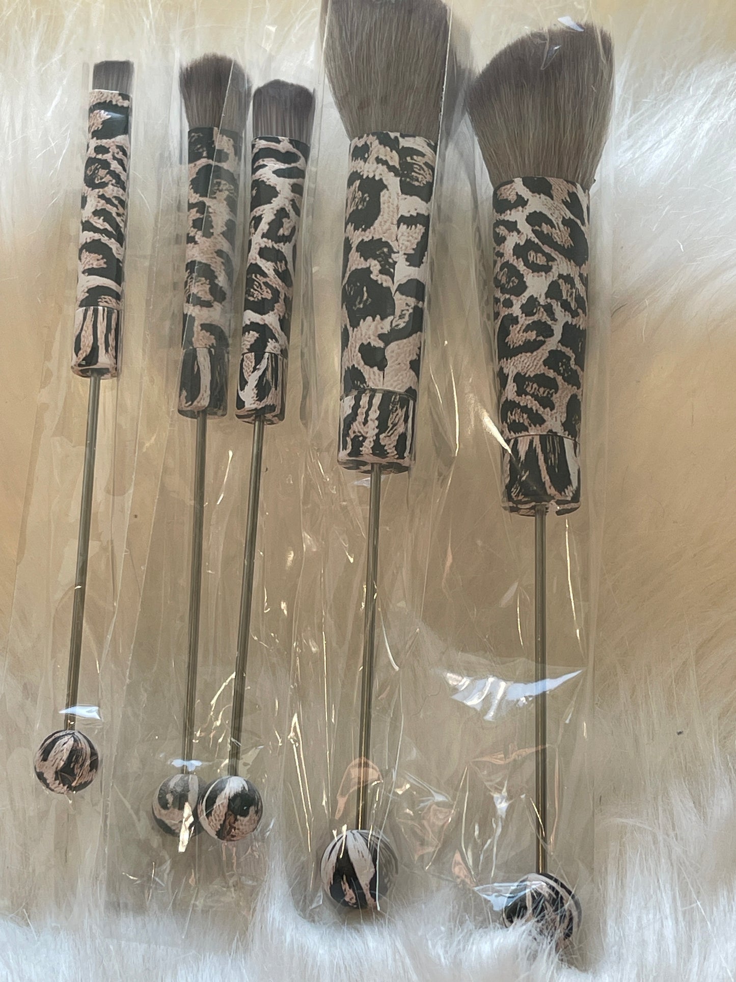 BEADABLE BLANK SET OF 5 MAKE UP BRUSHES (9 Options)