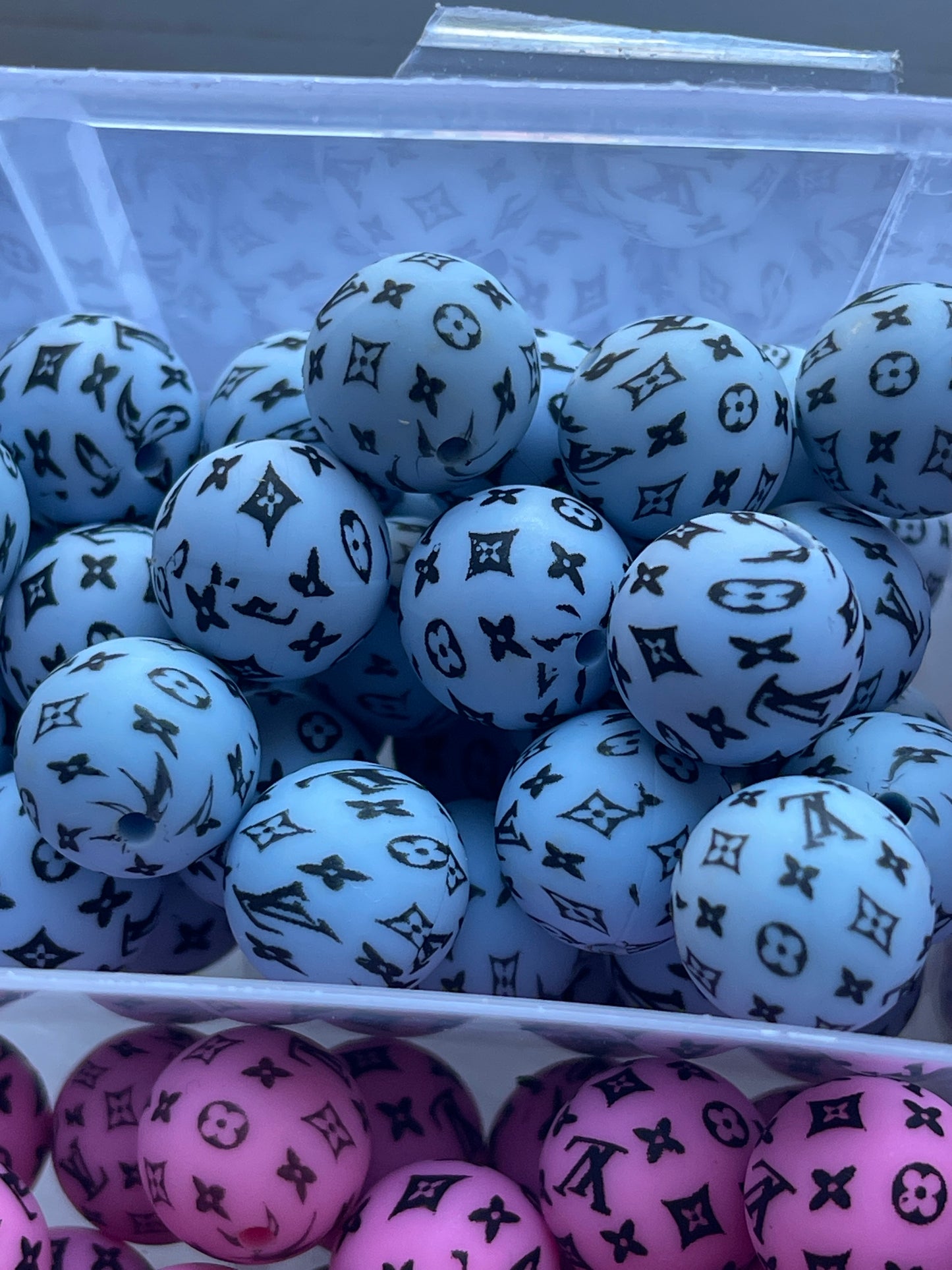 15mm SILICONE BEADS L'S (14 OPTIONS)