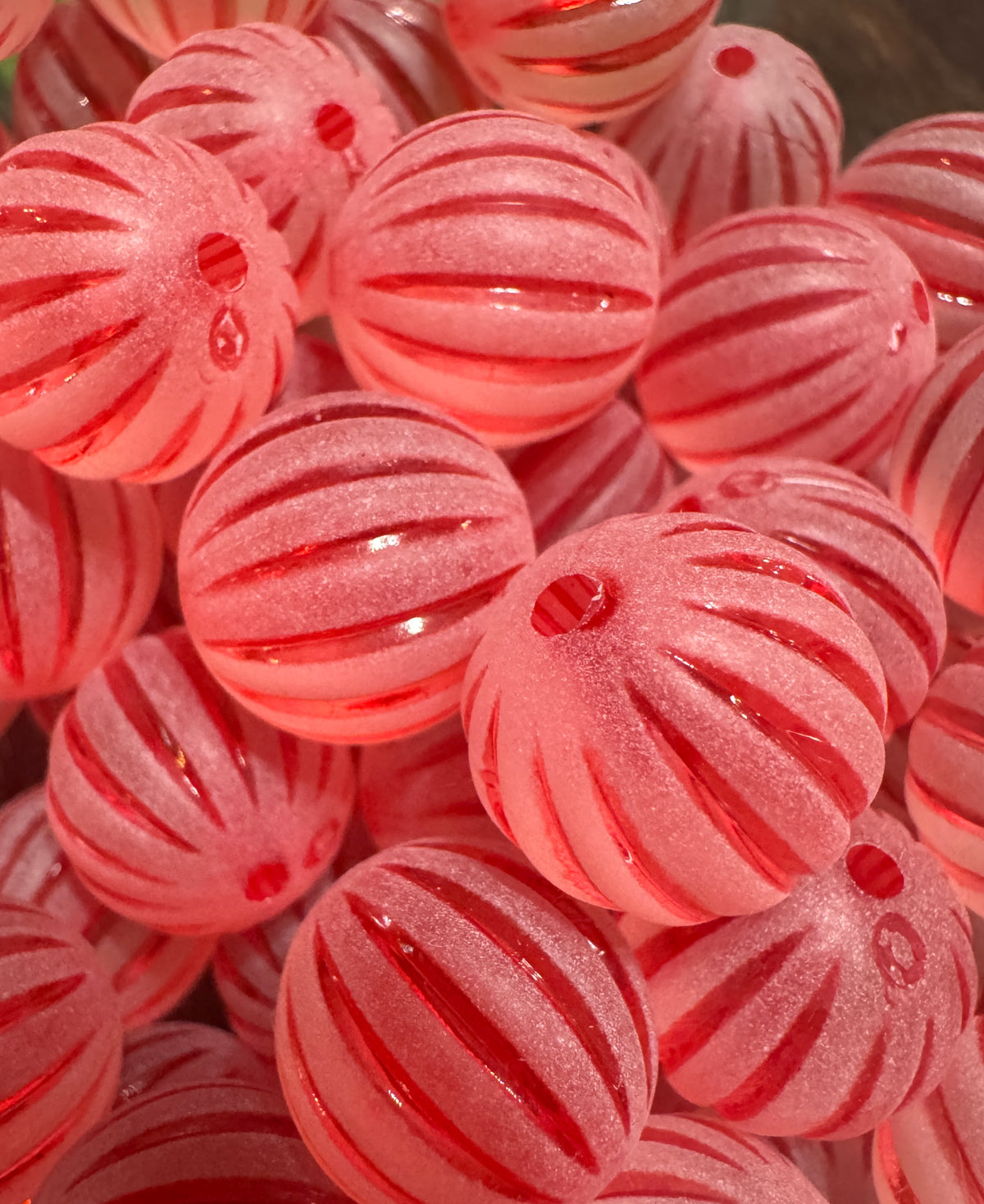 15mm ACRYLIC BEAD- STRIPE Style or a balloon stripe look