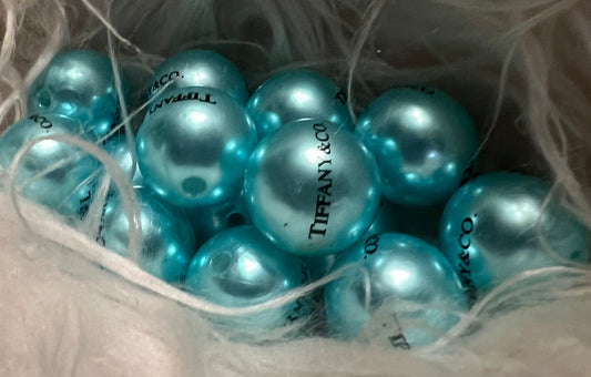 15mm ACRYLIC BEAD- TIFF (BLUE FAUX PEARL)