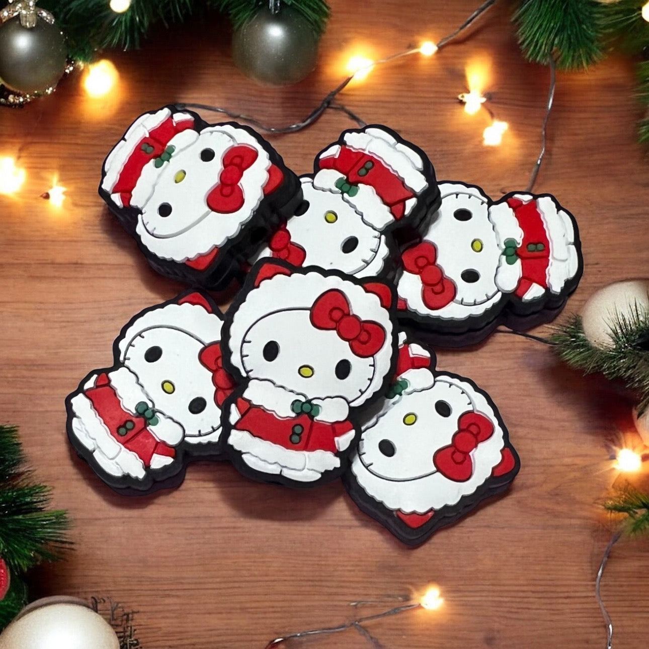 HOLIDAY FOCAL-CHRISTMAS- HELLO KITTY (2 STYLES TO CHOOSE FROM)