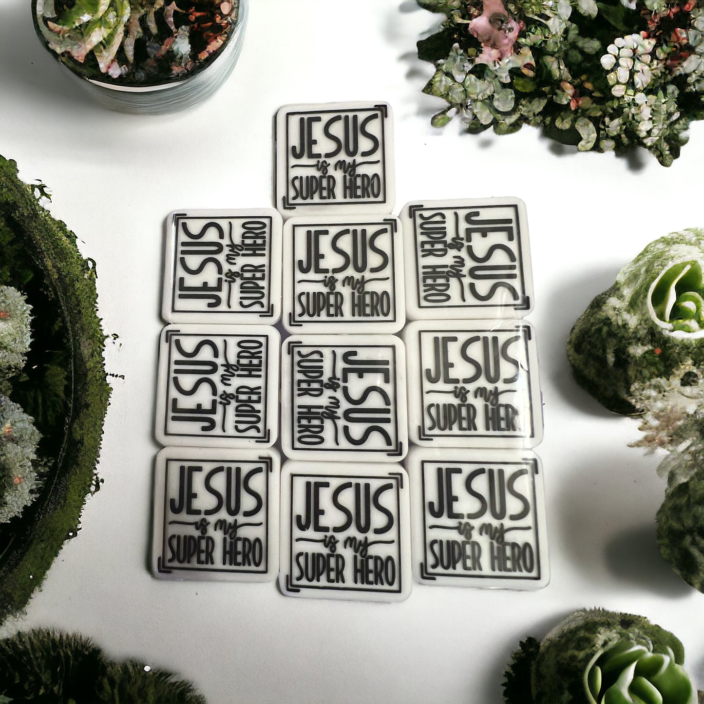 SILICONE FOCAL- Jesus is my super hero